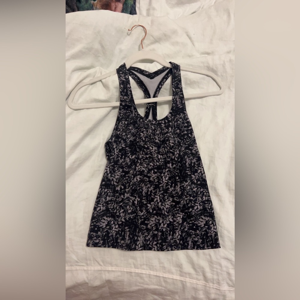 racerback lululemon tank top